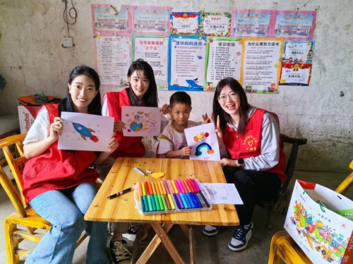 星火燎原映初心 枝叶关情显担当 --枣阳市烟草专卖局多维践行社会责任纪实